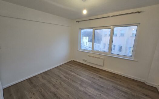 One Bedroom Apartment | To Let | St Helier – The Parade | Available Immediately