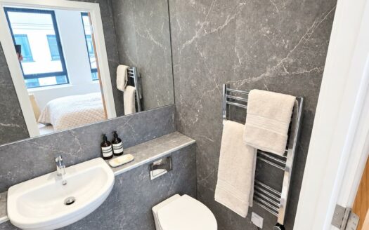 QUEENS GATE – 1,2,3 BEDROOM PROPERTIES AVAILABLE IMMEDIATELY