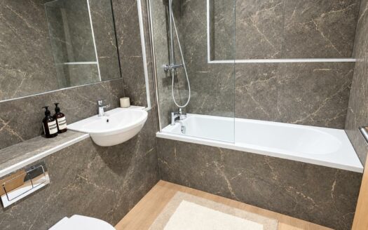 QUEENS GATE – 1,2,3 BEDROOM PROPERTIES AVAILABLE IMMEDIATELY